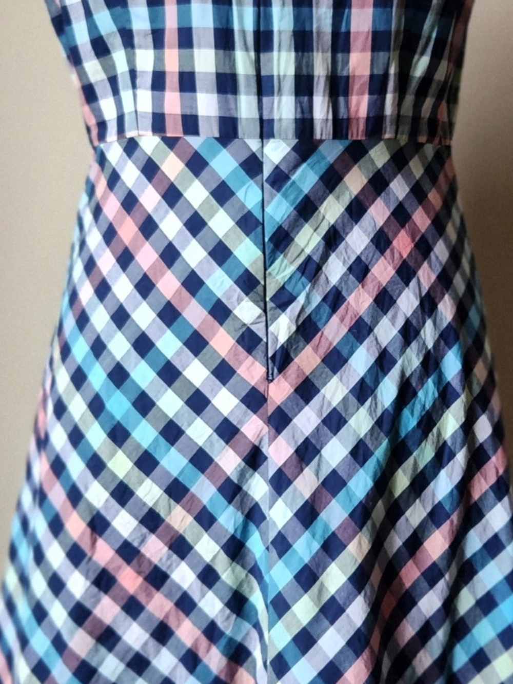 Talbots Pastels Rainbow Gingham Plaid Fit & Flare Midi Dress Size 8 Pockets - Picture 6 of 11